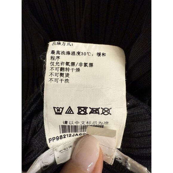 Pleats Please Issey Miyake Black Long-Sleeve Button-Front Pleated Dress Womens S - Picture 5 of 7